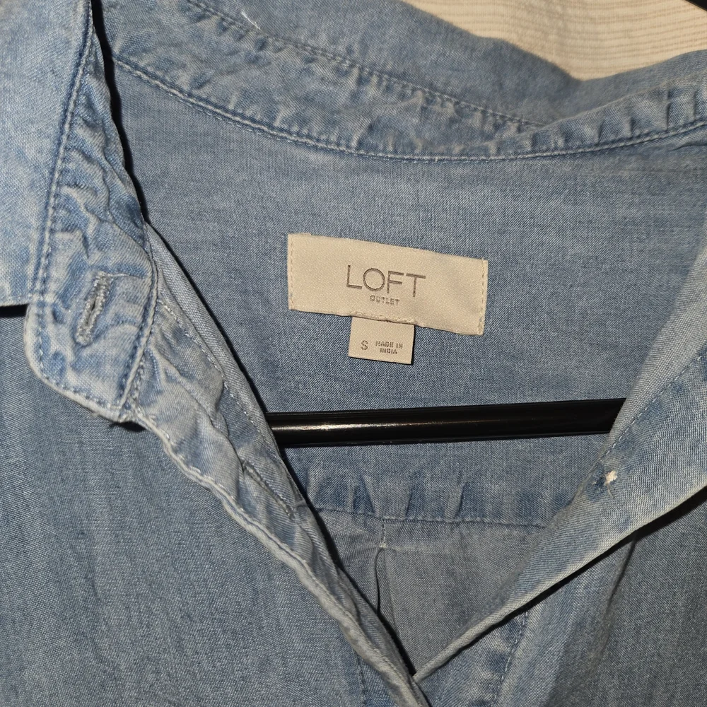 Loft Button Down - Picture 2 of 3